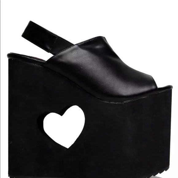 yru platform shoes